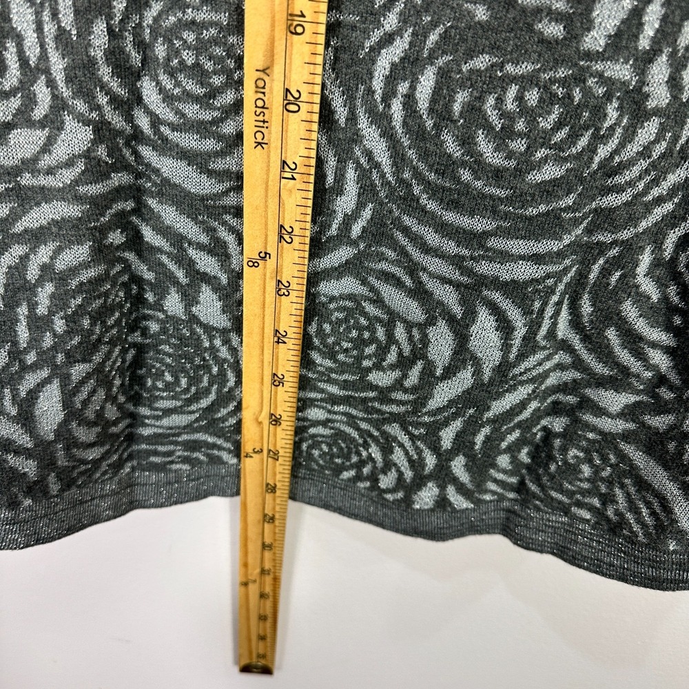 Weekends By Chicos Cowl Neck Tunic Sweater Womens Small Gray Metallic Roses Luxe - Picture 6 of 7